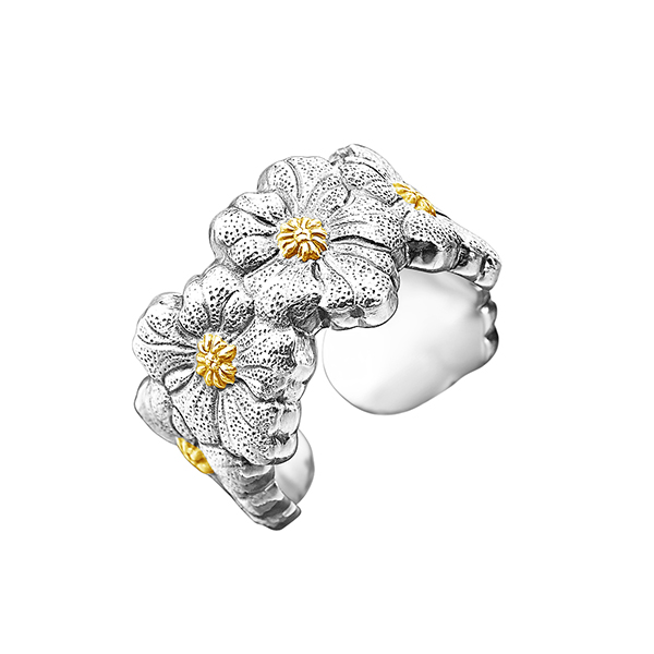 Buccellati Silver Blossoms Gardenia Band Ring